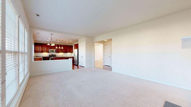 Building Photo - Beautiful 4 Bedroom Home in the vibrant city of Raleigh!