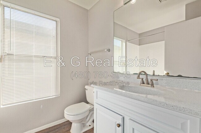 Building Photo - 8651 N 107th Dr