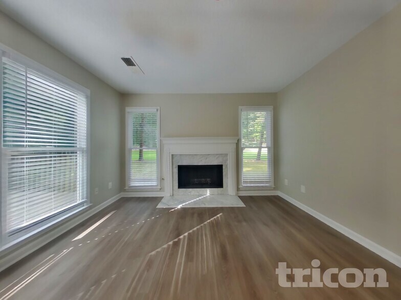 Building Photo - 1471 Pine Springs Dr NW