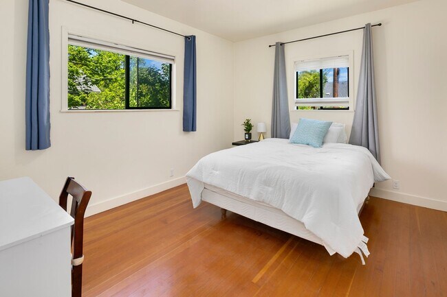 Building Photo - 5646 Ravenna LLC