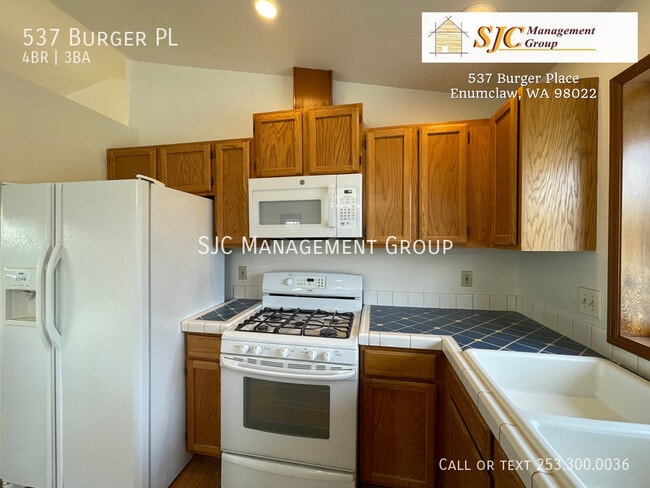 Building Photo - 537 Burger Pl