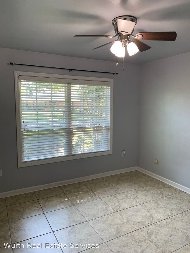 Building Photo - 3 br, 2.5 bath House - 14042 Woodland Ridg...