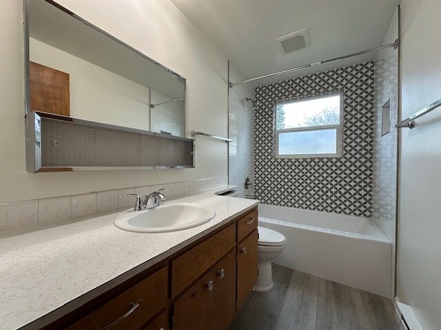 Building Photo - 1019 N Bowdish Rd