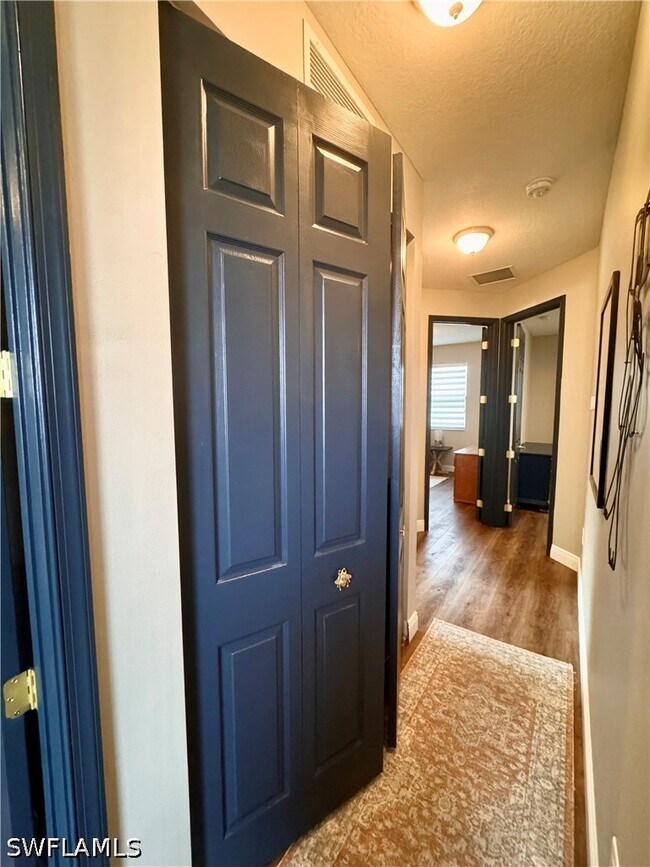 Building Photo - 5357 Brin Way