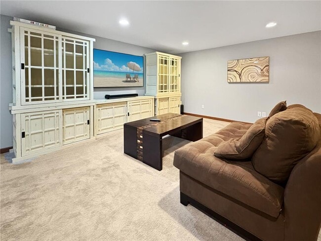 Building Photo - 4407 Curve Ave