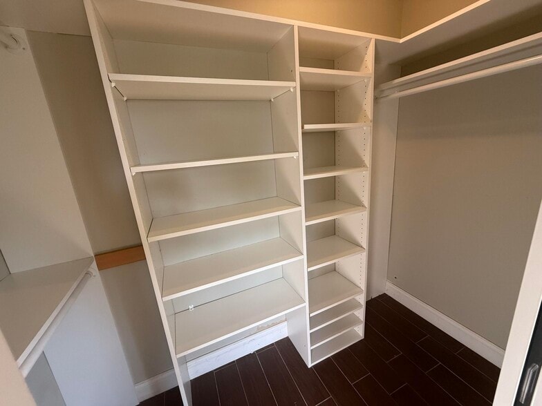 Building Photo - 1504 SW 18th St