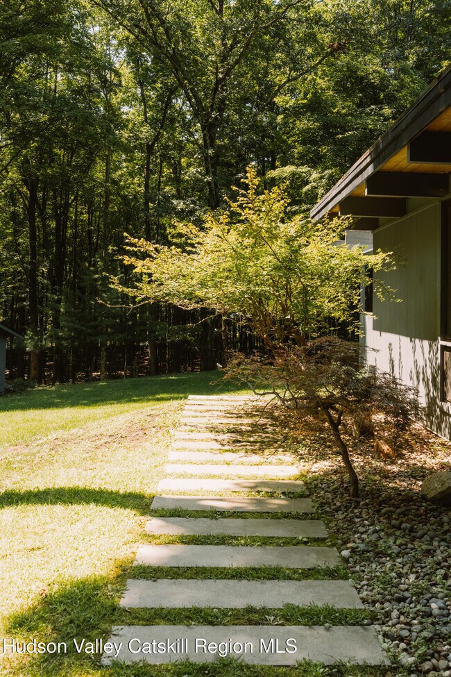 Building Photo - 191 Ridge Rd