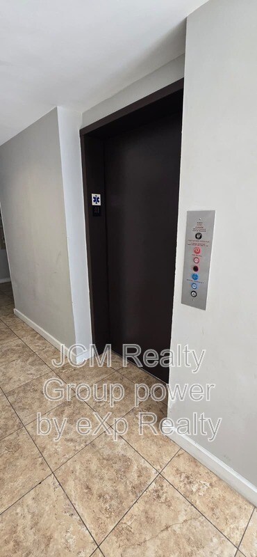 Building Photo - 183 Washington Ave