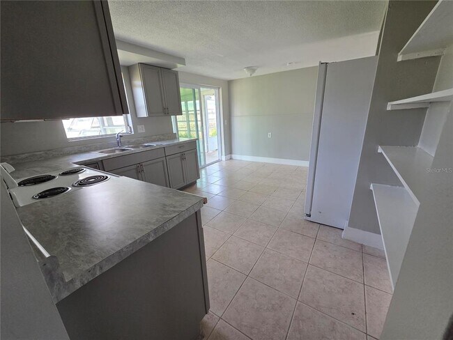 Building Photo - 4616 Irene Loop