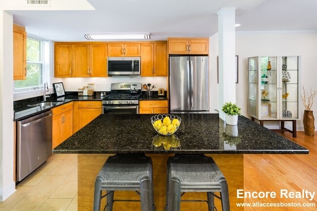 Building Photo - 567 VFW Parkway