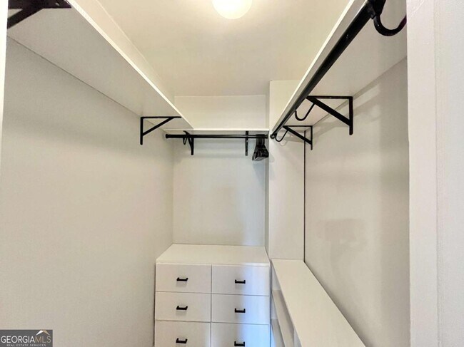 Building Photo - 3154 Barkside Ct