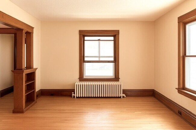 Building Photo - Renovated House for Rent!