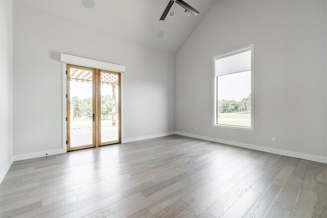 Building Photo - 4716 Moulin Rd