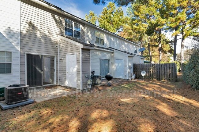 Building Photo - 12311 Bluestem Ln