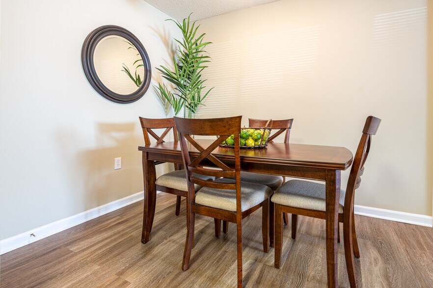 Trellis Pointe 2000 Trellis Pointe Dr Holly Springs NC 27540