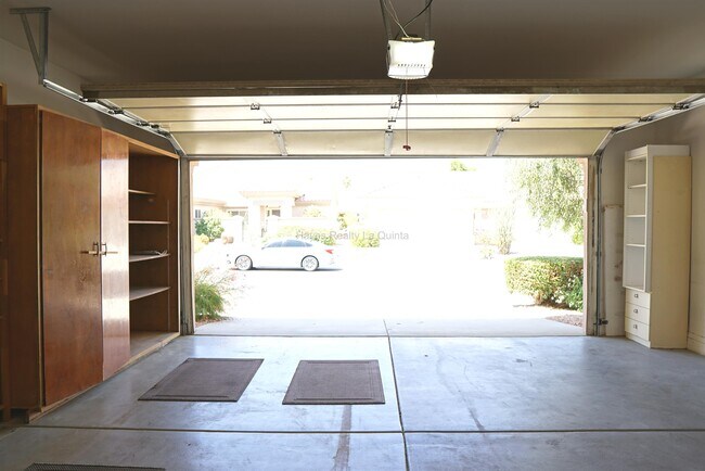 Building Photo - 78585 Autumn Ln