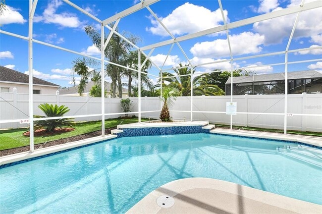 Building Photo - 611 Brighton Dr