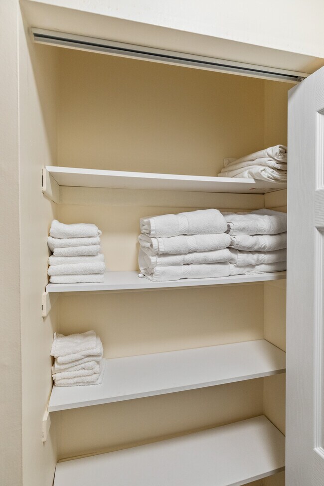 Building Photo - 276 Broad St