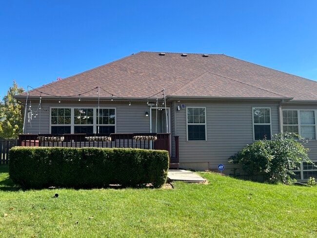 Building Photo - 2297 Roaring Creek Dr