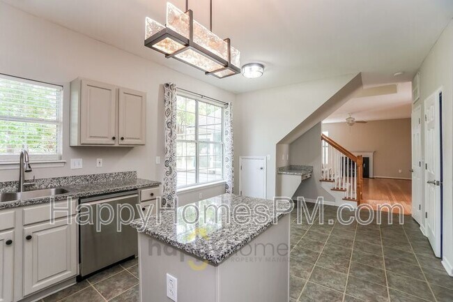Building Photo - 1481 Endicot Way