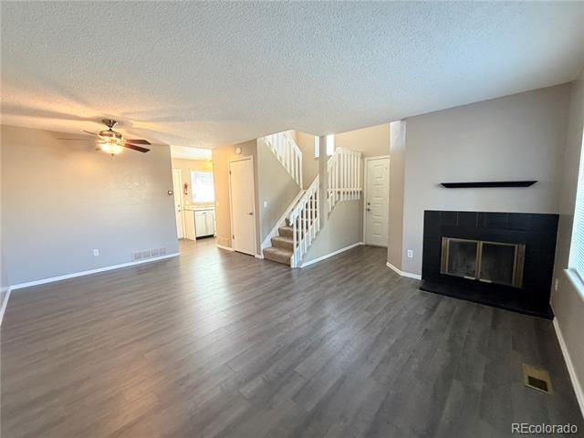 Building Photo - 862 Summer Dr