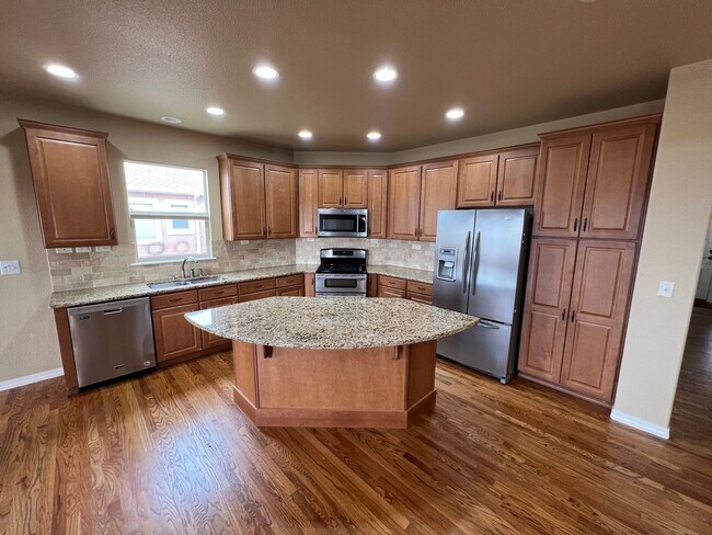 Building Photo - Spacious Ranch Style in Flying Horse with INCREDIBLE VIEWS of Pikes Peak!