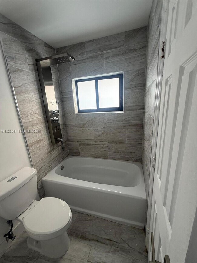 Building Photo - 3281 NW 14th Terrace