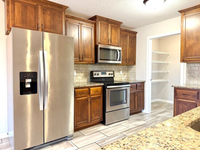 Building Photo - 1137 Gentry Dr