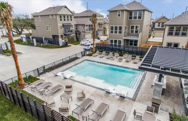 Building Photo - 3116 Yukon Trace Dr