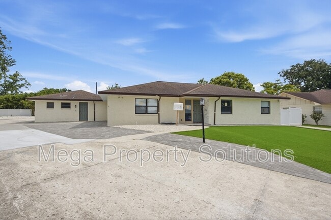 Building Photo - 1433 Ellison Ln