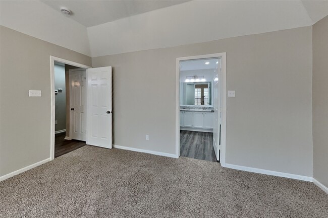 Building Photo - 5102 Dobbin Springs Ln