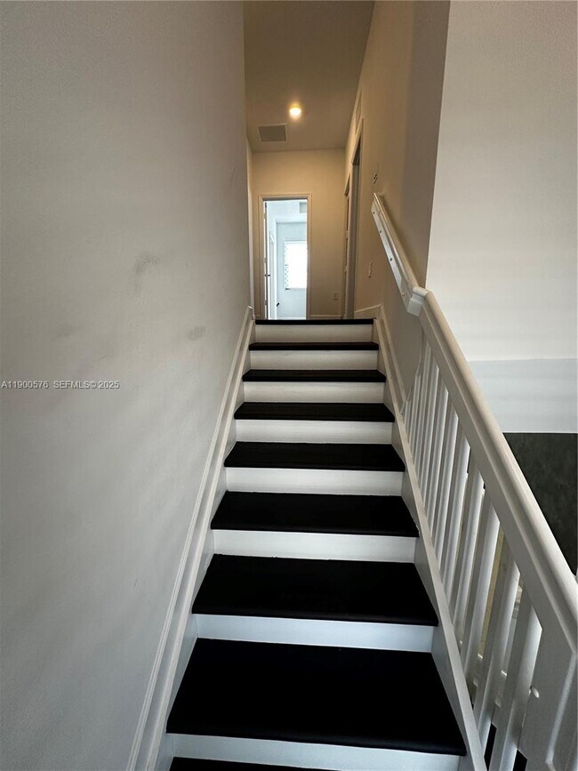 Building Photo - 10164 SW 231st Ln