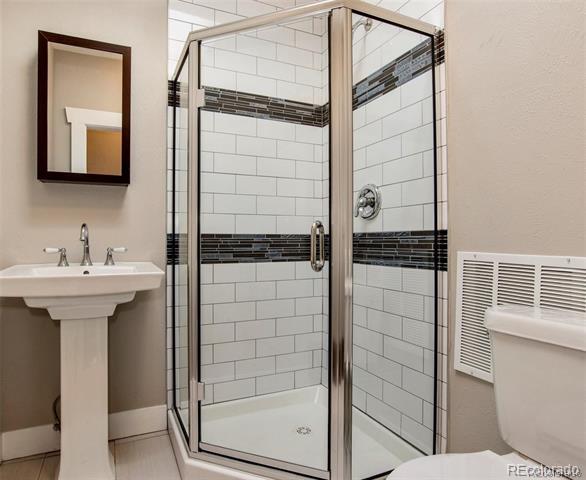 Building Photo - 3306 High St