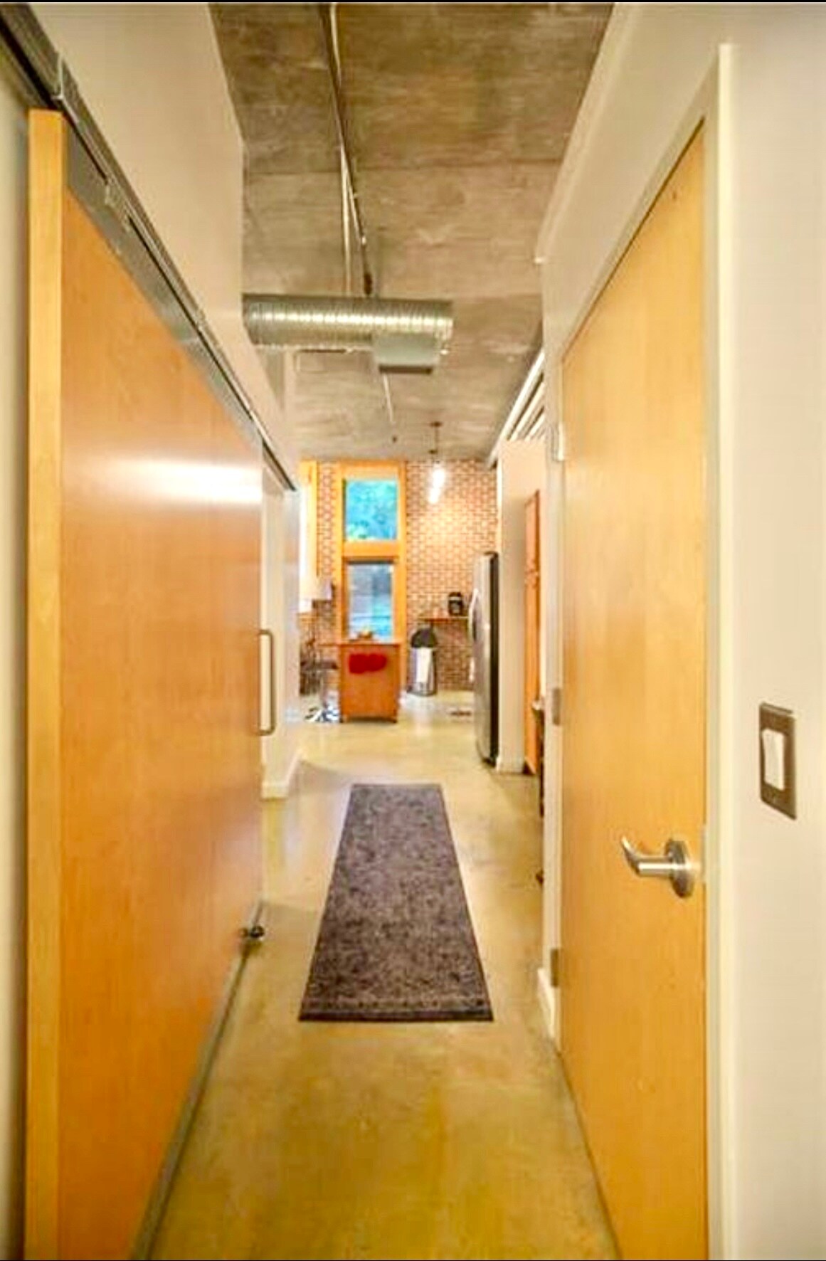 Building Photo - 640 Glen Iris Dr NE