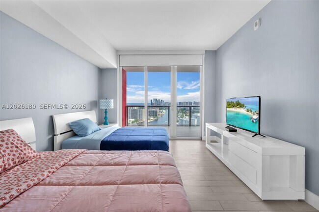 Building Photo - 2602 E HALLADALE T3105
