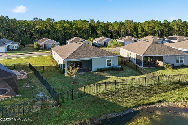 Building Photo - 1762 Amberly Dr