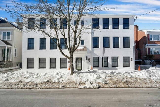 Building Photo - 74 Nelson Ave