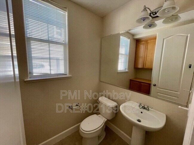 Building Photo - 6347 Newhaven Ln
