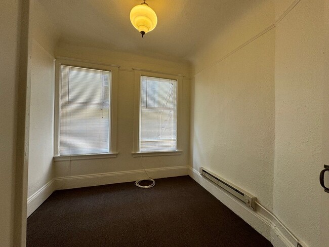 Building Photo - COZY 2 BEDROOM 1 BATH FOR RENT IN SAN FRAN...