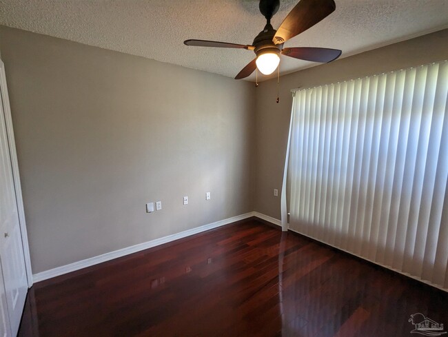 Building Photo - 1490 Newcastle Way