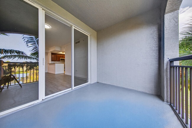 Building Photo - 1660 Renaissance Commons Blvd