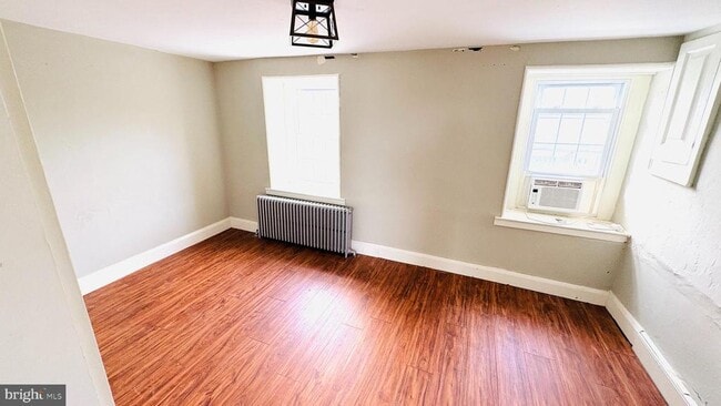 Building Photo - 3679 Pickertown Rd