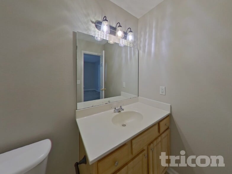 Building Photo - 189 Youpon Dr