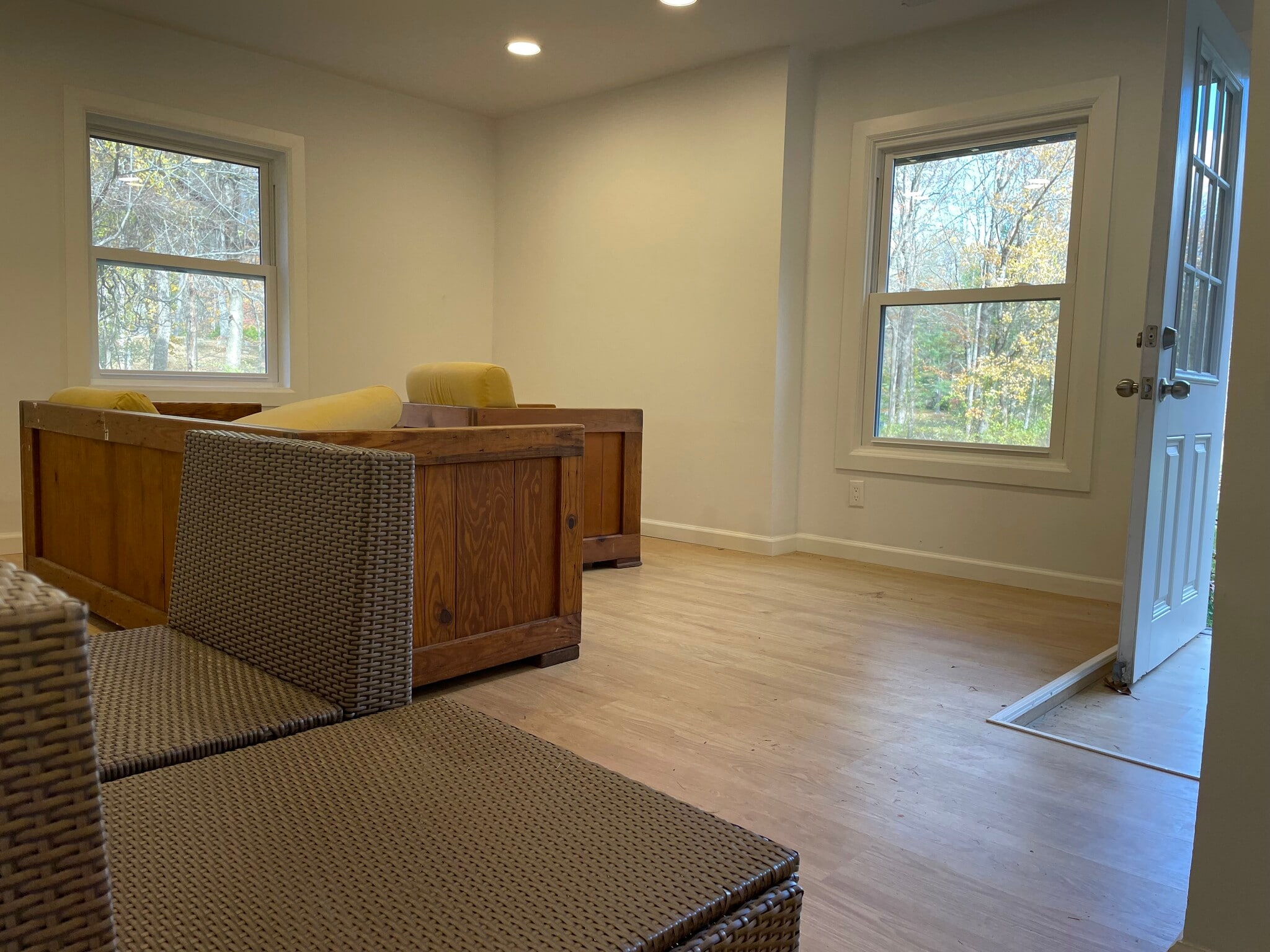 Living room - 106 Wyldewood Rd