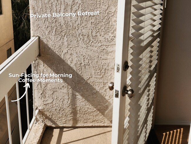 Building Photo - Charming Studio with Loft in Prime Beverly...