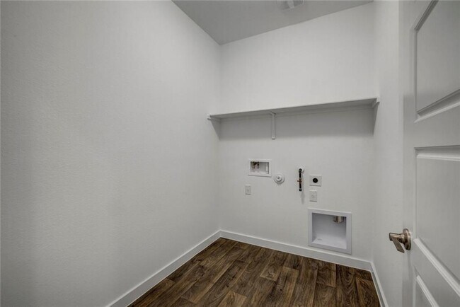 Building Photo - 14307 Macquarie Dr