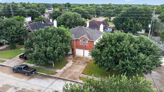 Building Photo - 20823 Oak Rain Ct
