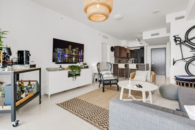 Building Photo - 1080 Brickell Ave