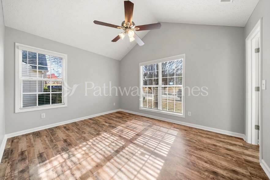 Building Photo - 187 Berkley Dr