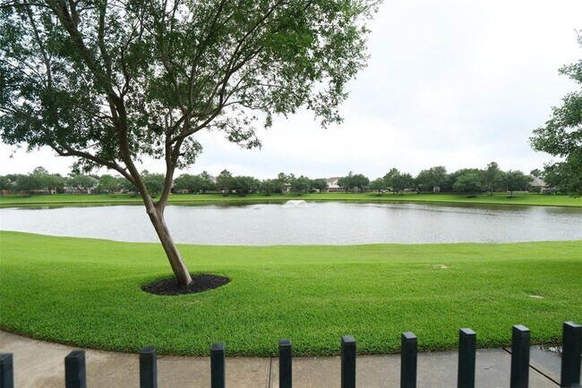 Building Photo - 24403 Lanning Dr
